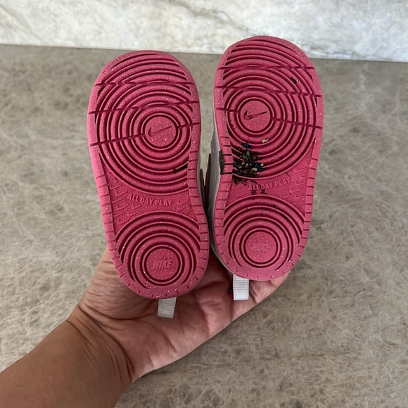 Nike Toddler Girls size 5.5 - Picture 5 of 6